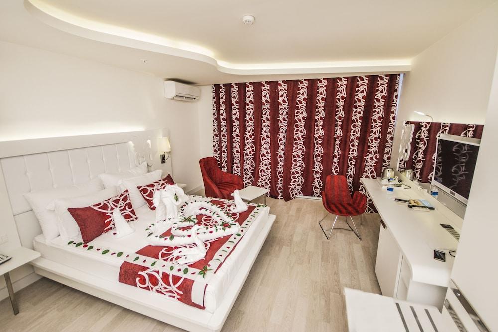 Laguna Beach Alya Resort & Spa Okurcalar Eksteriør bilde